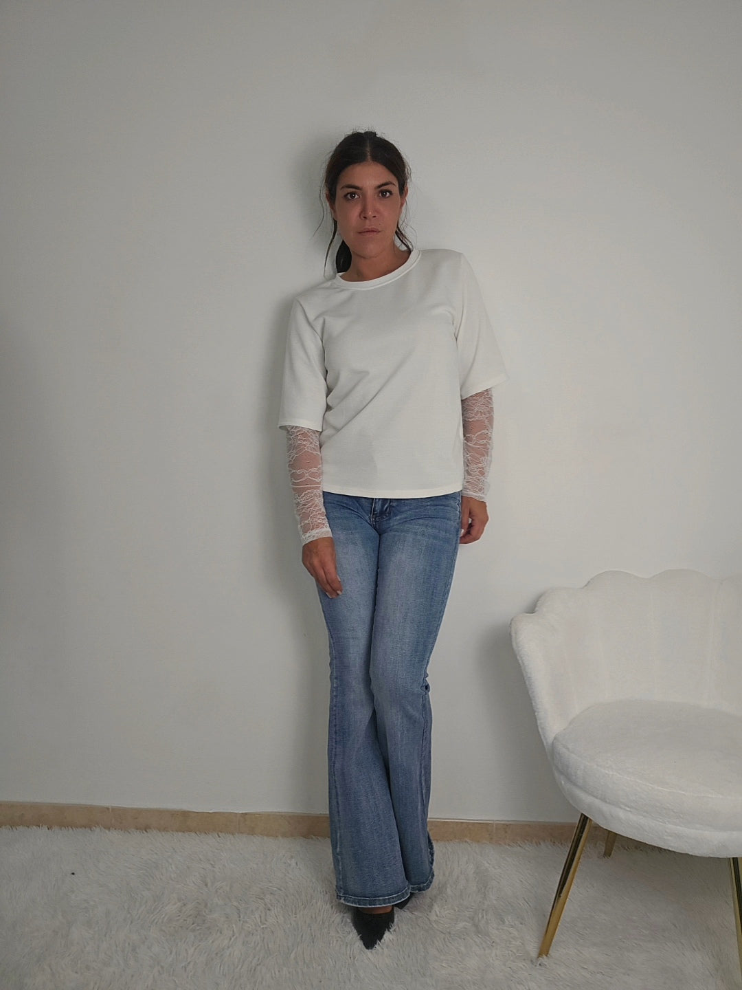 Maglietta con maniche in pizzo